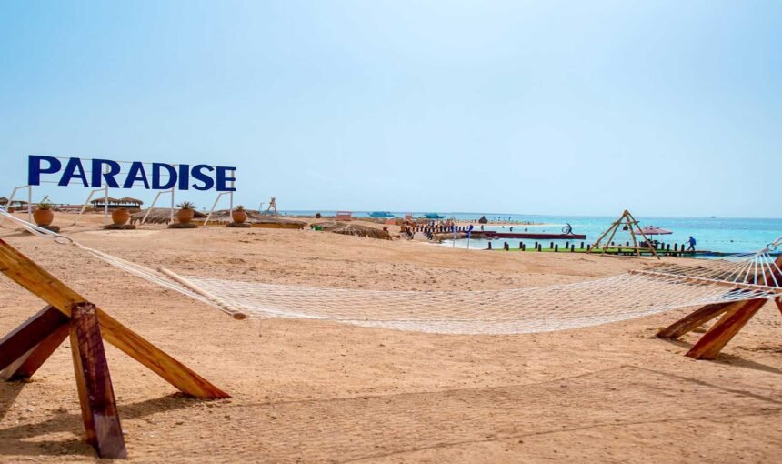 Hurghada Day Trips Guide: From Luxor Temples to Desert Adventures